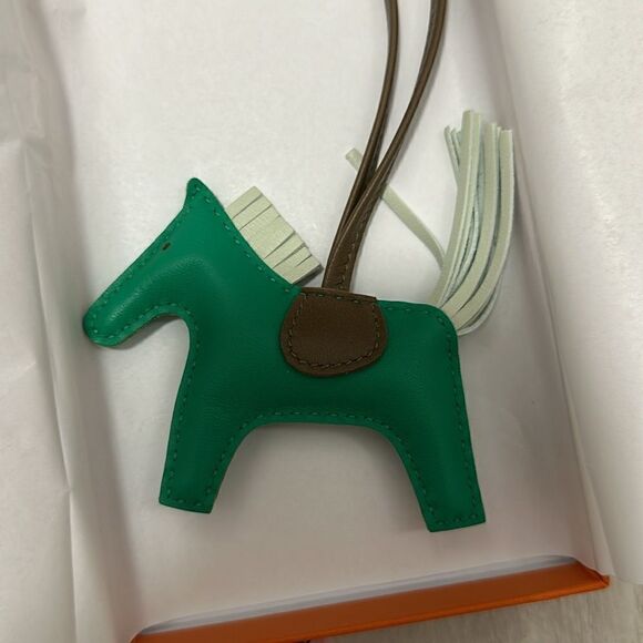 NWT Limited Hermes green vert rodeo PM - Picture 2 of 5